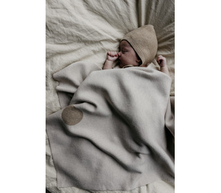 Bonnet newborn - sand - Hvid