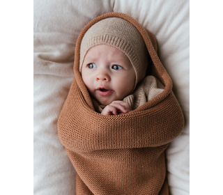 Bonnet newborn - sand - Hvid