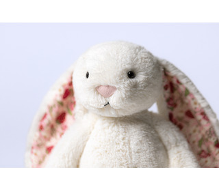 Blossom cream bunny medium - berry - Jellycat
