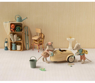 Mouse car - wheat - Maileg Mouse car - wheat - Maileg