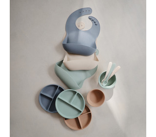 Silicone bib - cambrigdge blue - Mushie
