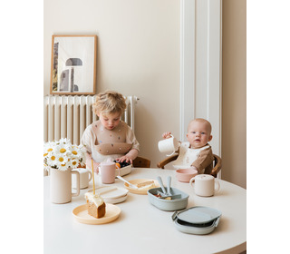 Silicone bib - pink flowers - Mushie